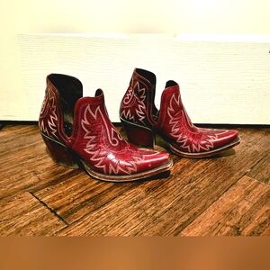 Ariat Dixon booties, red